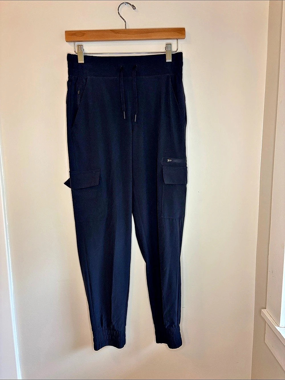 all in motion Women's Active Light Mid-Rise Cargo Jogger Pants Cargo Jogger